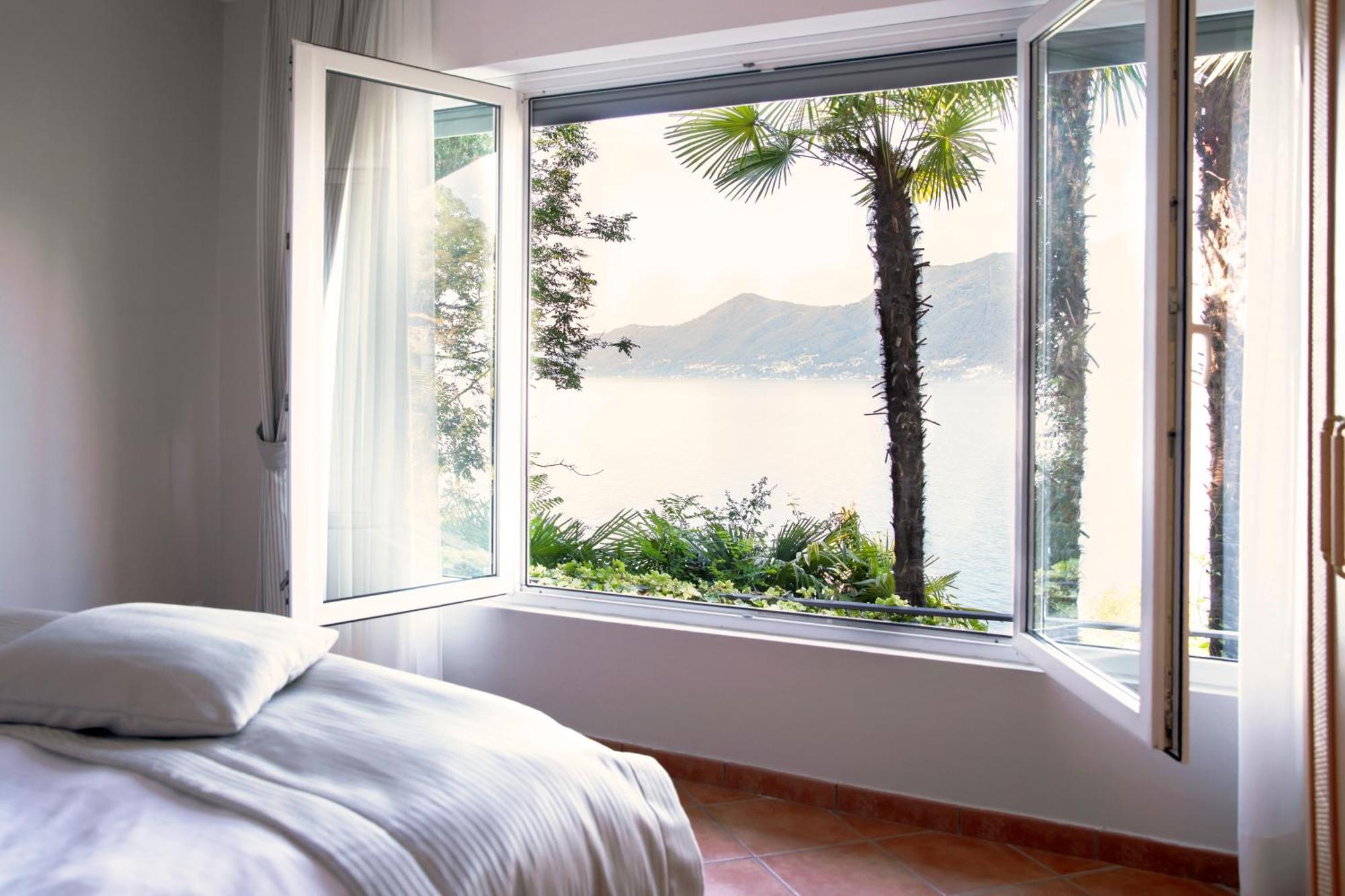 Charming Moment Di Villa Porta - Residenza Leonardo Luino Exterior foto
